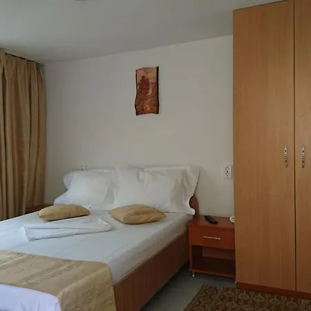 ホームステイ Vila Liana