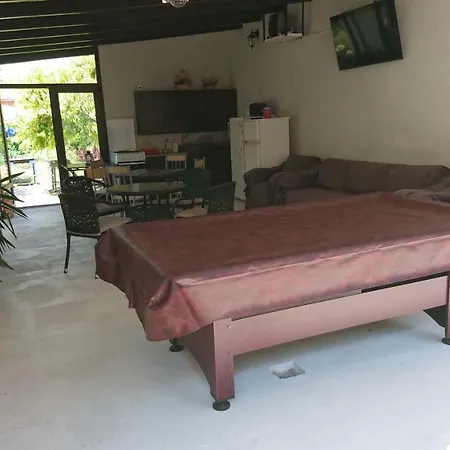 ホームステイ Vila Liana